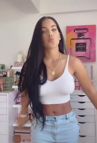 1. Amazing Yeimmy in Hot White Crop Top