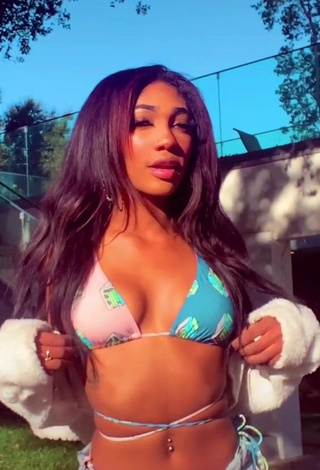 1. Erotic Bria Alana Shows Cleavage in Bikini Top