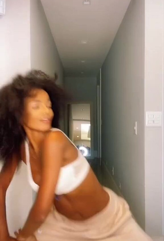 Brunna Gonçalves (@brunnagoncalves) - Porn Videos from TikTok