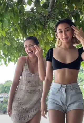 2. Captivating Chienna Filomeno Shows Cleavage