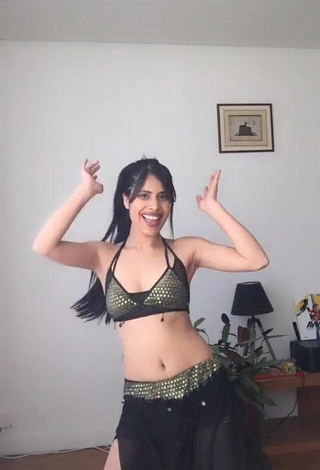 1. Sweet XENA Shows Cleavage in Cute Crop Top and Bouncing Tits