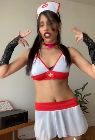 Irresistible XENA in Crop Top