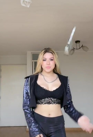 Captivating Daela Shows Cleavage in Black Crop Top and Bouncing Breasts