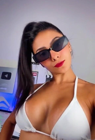 3. Amazing Isadora Nogueira Shows Cleavage in Hot White Bikini Top