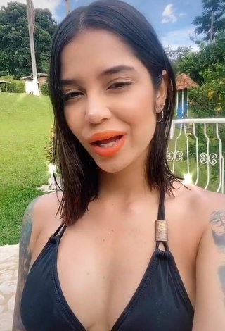 2. Cute Jenn Muriel in Bikini