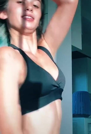 2. Irresistible kauhofem_2 Shows Cleavage in Black Sport Bra