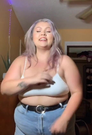 1. Amazing Lexie Lemon Shows Cleavage in Hot White Sport Bra and Bouncing Boobs