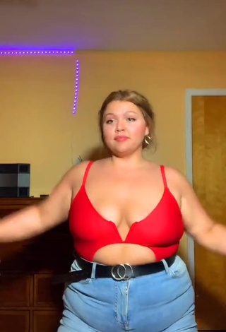 1. Erotic Lexie Lemon Shows Cleavage in Red Top and Bouncing Tits