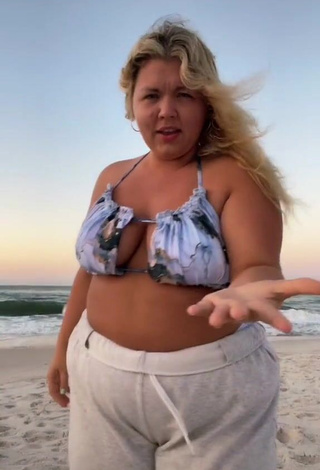 1. Sweet Lexie Lemon Shows Cleavage in Cute Bikini Top at the Beach and Bouncing Boobs