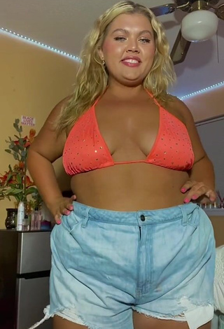 1. Pretty Lexie Lemon Shows Cleavage in Orange Bikini Top and Bouncing Boobs