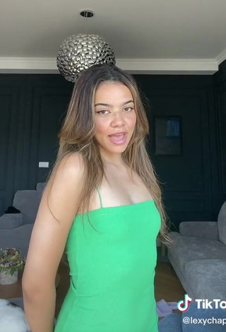 Lexy Chaplin (@lexychaplin) - Porn Videos from TikTok