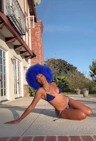 Solána Imani Rowe (@sza) - Porn Videos from TikTok