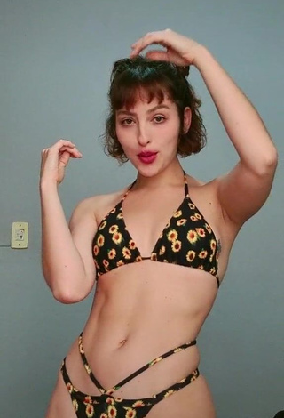 1. Hot Anny Kelly Almeida in Floral Bikini