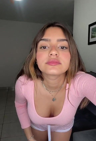 1. Beautiful Bela Almada Shows Cleavage in Sexy Pink Crop Top and Bouncing Breasts