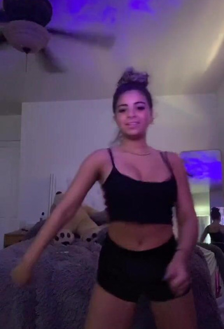 Hot Devenity Perkins Shows Cleavage in Black Crop Top while Twerking