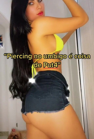 Gorgeous Dine Azevedo Shows Butt