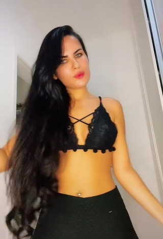 3. Sweetie Dine Azevedo in Black Bra