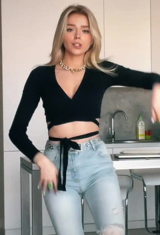 1. Captivating esmireal in Black Crop Top