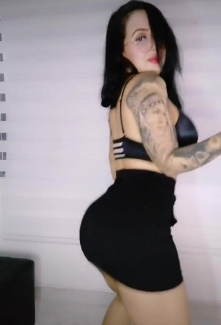 Sweet Eve Herrera in Cute Black Crop Top while Twerking