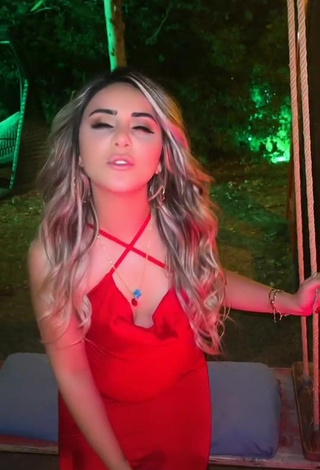 1. Erotic Gizemjelii in Red Dress