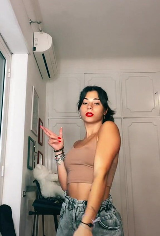 Captivating Jasmin Zangarelli in Beige Crop Top and Bouncing Boobs