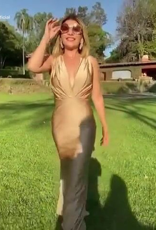 Erotic Tati Cantoral in Golden Dress