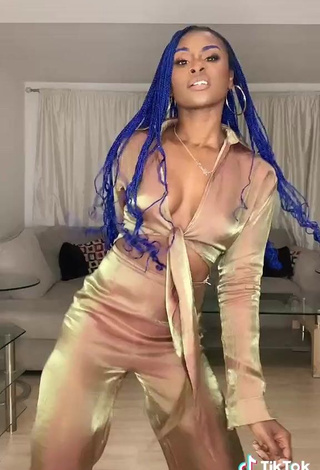 Oluwanifewa Agunbiade (@itsjustnifee) - Porn Videos from TikTok