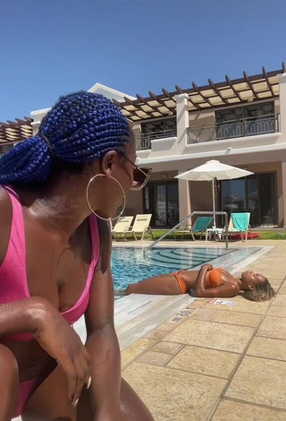 1. Erotic Oluwanifewa Agunbiade in Bikini at the Pool