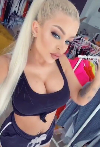 2. Captivating Katja Krasavice Shows Cleavage in Black Crop Top