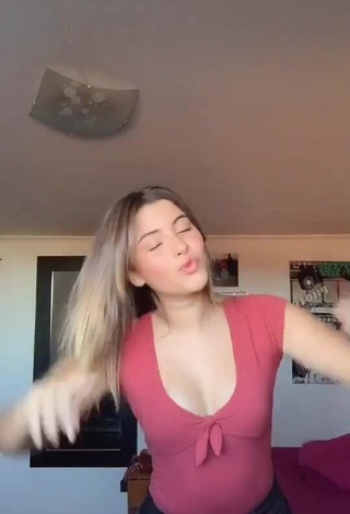 1. Erotic Mafe Bertero in Pink Top and Bouncing Boobs