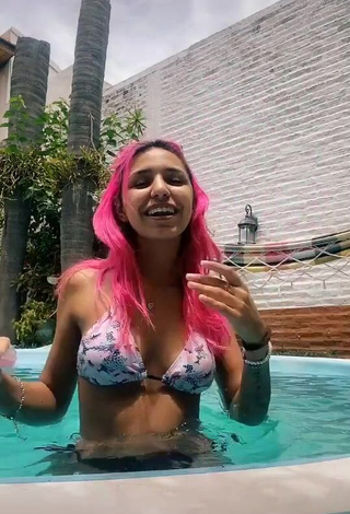 1. Captivating Nana Yael Shows Cleavage in Floral Bikini Top at the Swimming Pool