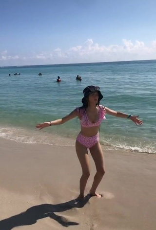 1. Irresistible Paola Ruiz in Pink Bikini at the Beach