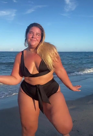 Sweet Sam Paige Shows Cleavage in Cute Black Bikini at the Beach