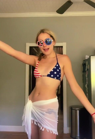 Irresistible Vikavids in Bikini Top