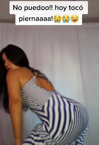 1. Wonderful Violetta Ortiz Shows Big Butt while Twerking