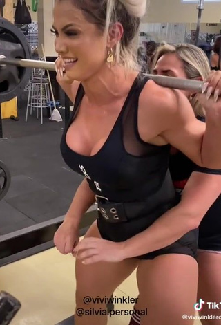 Sexy Vivi Winkler in the Sports Club