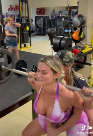 Hottie Vivi Winkler Shows Cleavage in Overall in the Sports Club while doing Fitness Exercises