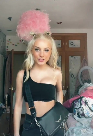 Irresistible Aaamalia in Black Crop Top