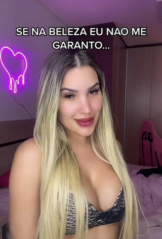 Irresistible Alannis Proença Shows Cleavage in Bra