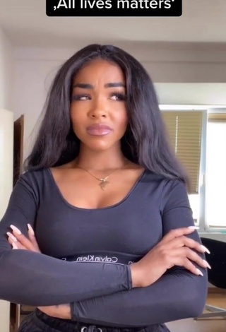 Captivating Alicia Awa Shows Cleavage in Crop Top