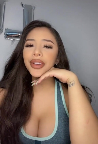 Hot Alondra Ortiz Shows Cleavage