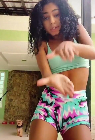 Captivating Angel Oficial in Light Green Crop Top while Twerking