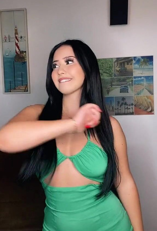 Captivating Anissa Braless and Bouncing Boobs