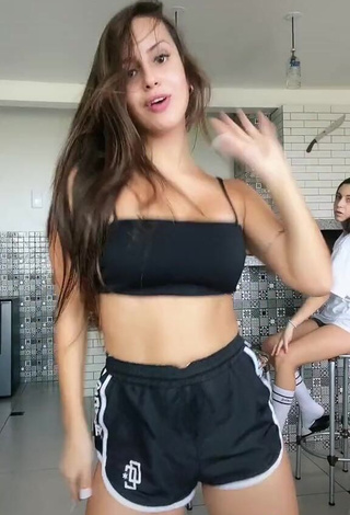 Beautiful Bianca Jesuino in Sexy Black Crop Top