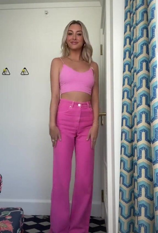 2. Erotic Brianna LaPaglia in Pink Crop Top