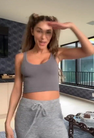 1. Erotic Chantel Jeffries Shows Nipples and Bouncing Boobs