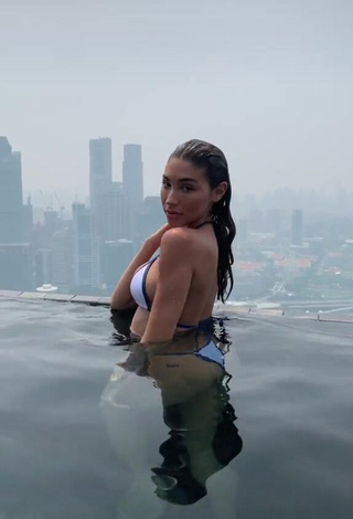 1. Irresistible Chantel Jeffries Shows Cleavage in Bikini Top at the Swimming Pool (Side Boob)