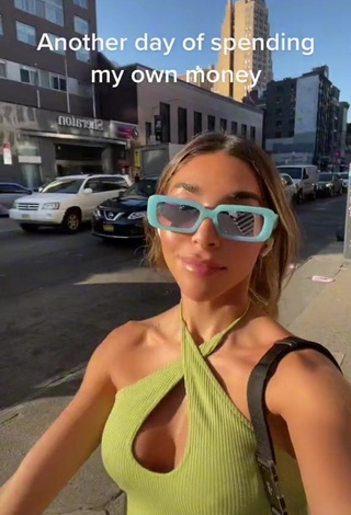 3. Beautiful Chantel Jeffries Shows Cleavage in Sexy Lime Green Crop Top in a Street