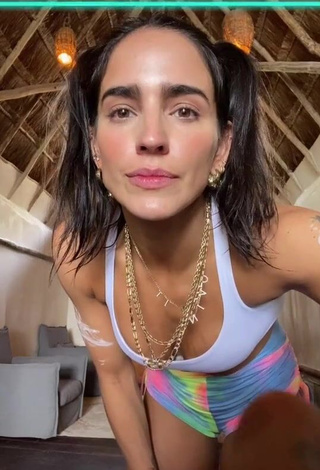 1. Irresistible Bárbara de Regil in White Sport Bra