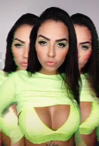 1. Irresistible Pamella Fuego Shows Cleavage in Lime Green Crop Top